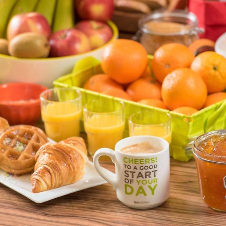Hotel Ibis Styles Roanne Centre Gare Esterno foto