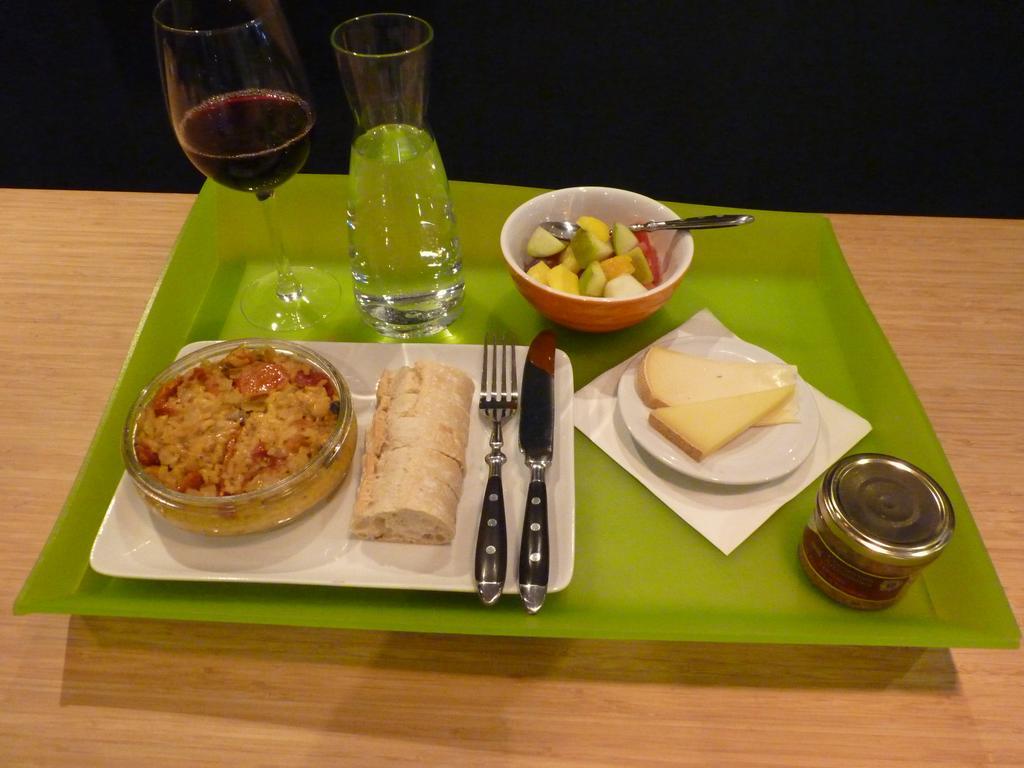 Hotel Ibis Styles Roanne Centre Gare Esterno foto