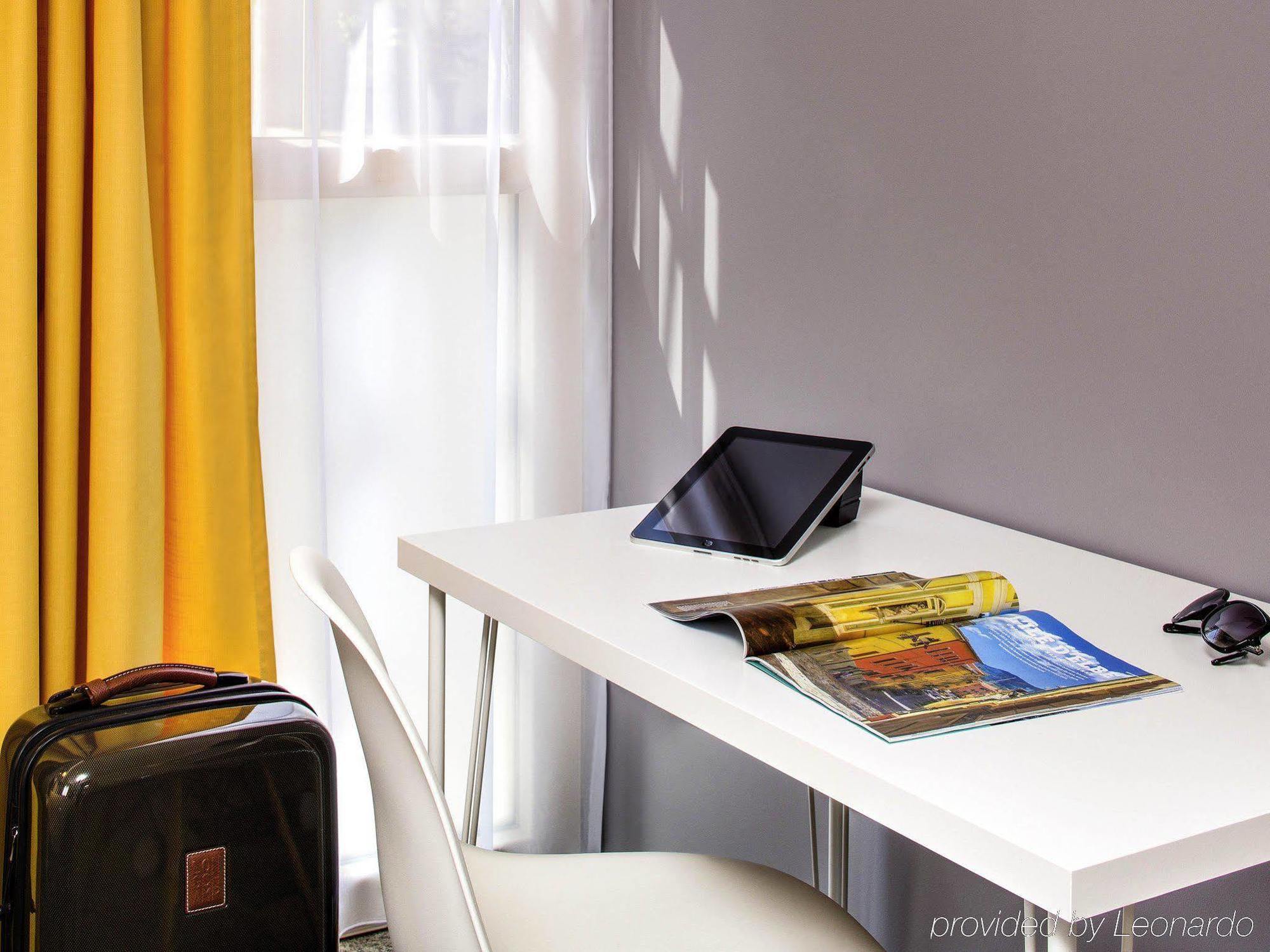 Hotel Ibis Styles Roanne Centre Gare Esterno foto