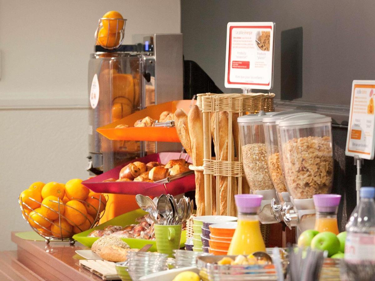 Hotel Ibis Styles Roanne Centre Gare Esterno foto